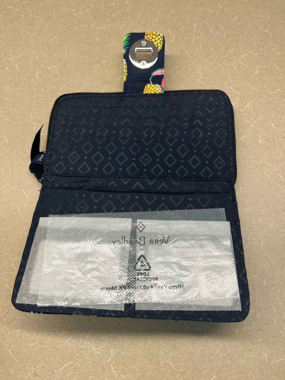Vera Bradley Pineapple Toucan Party RFID Turnlock Wallet w/ Toucan Bag Charm - Picture 5 of 12
